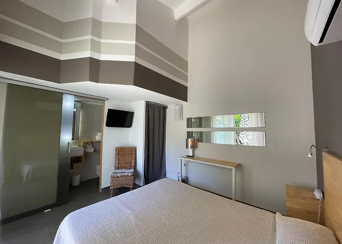 Eve Cap D'agde Village Naturiste