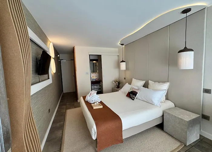 Hotel Eve Cap D'agde Village Naturiste 3*