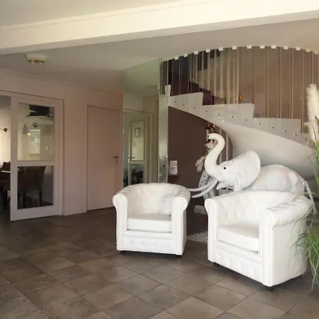 Eve Cap D'agde Village Naturiste מלון אגדה