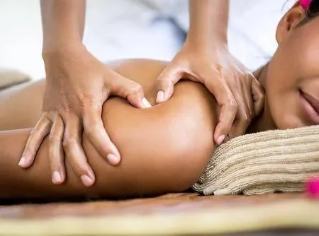 מלון Eve Cap D'agde Village Naturiste אגדה