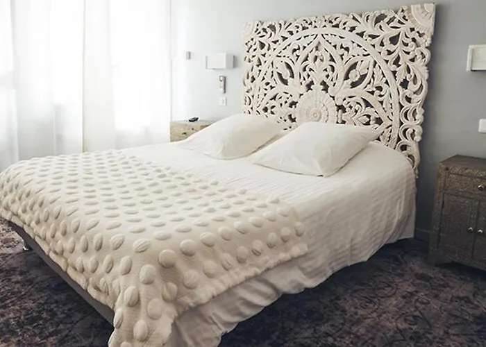 Eve Cap D'agde Village Naturiste מלון אגדה